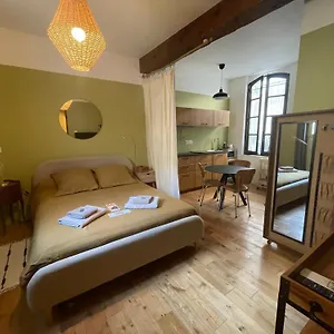  Appartamento De Charme à La Roquette Francia