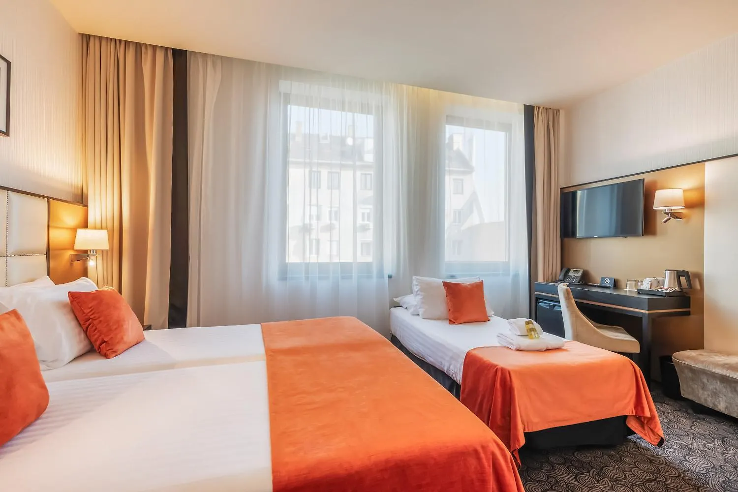 Eurostars Danube Budapest 4*,  Hungary